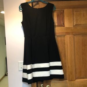 EUC black and white dress